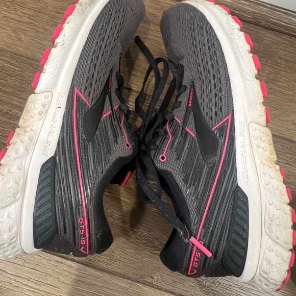 Brooks Adrenaline 19 Women's Running Shoes Size 7.5 Gray/Pink - Picture 8 of 13